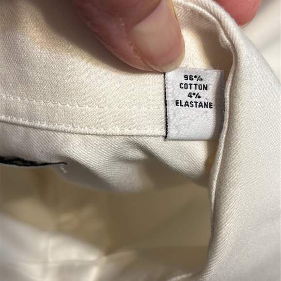 Calvin Klein Slim fit, infinite non-iron Ivory Shirt, Large - Picture 7 of 7